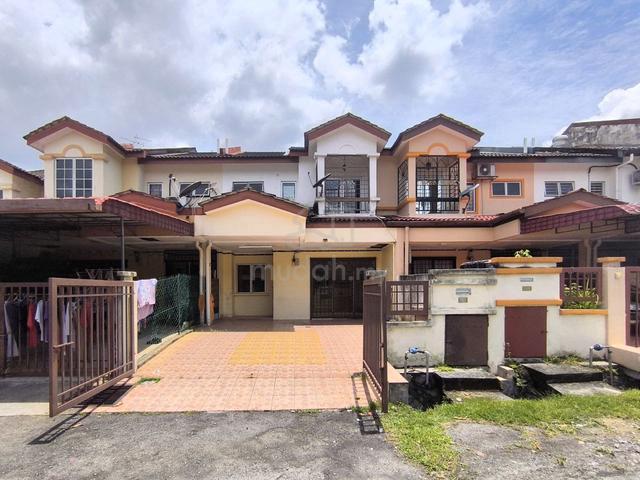 [NEAR KTM UKM]Double Storey Terrace Taman Universiti Jln Cerdik Bangi 1