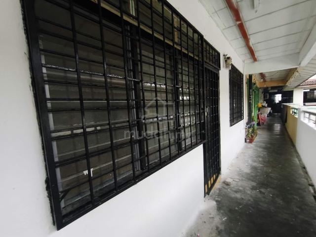 Desa Mentari Flat (Block 2) 1