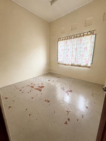 ROOM FOR RENT – RM500/month | Jalan Ipoh Area 1