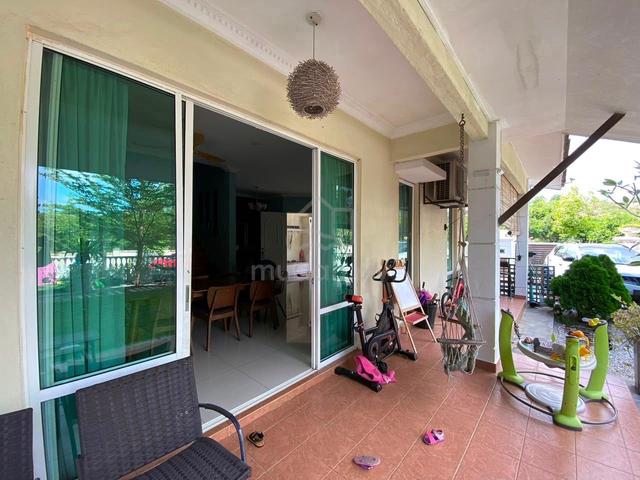 3 Storey Cornet Lot Terrace Setia Alam,Selangor For Sale 1