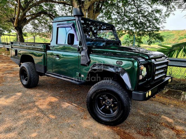 Land Rover Defender 2.4 (M) Diesel 110 Pick Up - 1