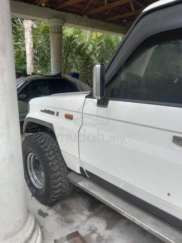 1995 Toyota LANDCRUISER 2.5 SLW LC2 RJ77 (M) - 3