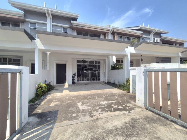 CHEAPEST RENOVATED Double Storey Terrace CAMELIA Serene Heights Bangi 1