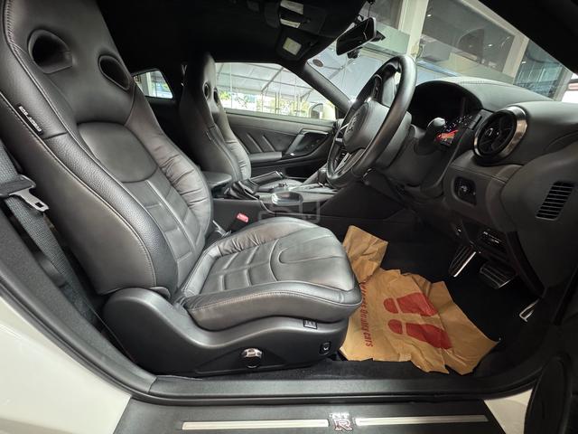 2024 Nissan GT-R 3.8 PREMIUM EDITION (A) - 2