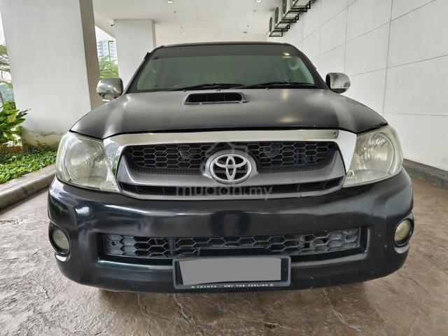 2011 Toyota HILUX D/Cab 3.0G (A) - Ready to Drive - 2