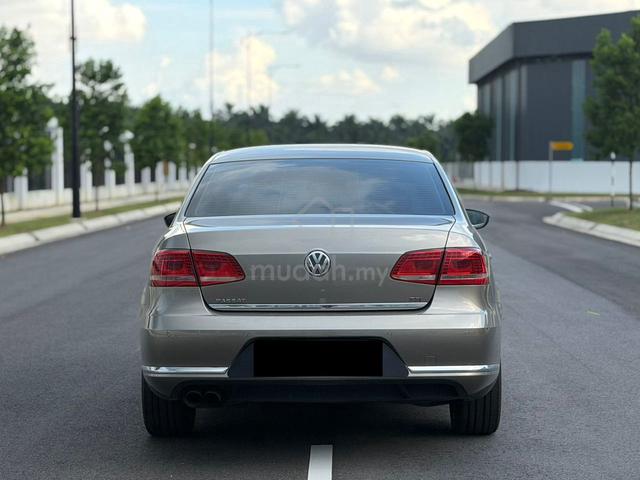 [2015] Volkswagen PASSAT 1.8 TSI (CKD) ENHANCED - 5