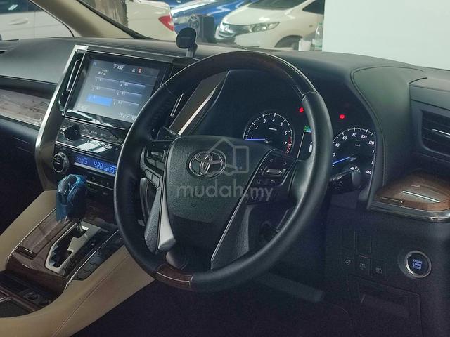 2016/17 Toyota Alphard 3.5 V6 At Executive Lounge - 3