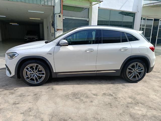 2022 Mercedes Benz GLA35 AMG 4MATIC - 5