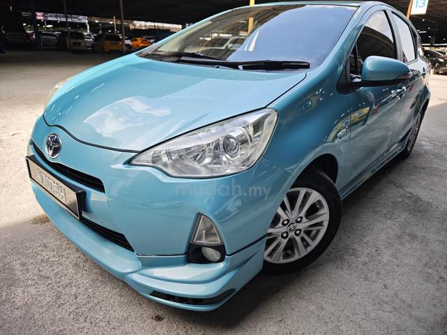 2013 Toyota PRIUS C 1.5 TRD FULL BODY KITS - 1