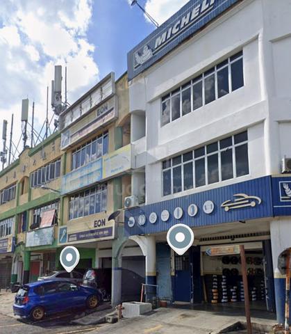 2 adjoining 3 Storey shoplot Kawasan perniagaan nilam Kajang for sale 1