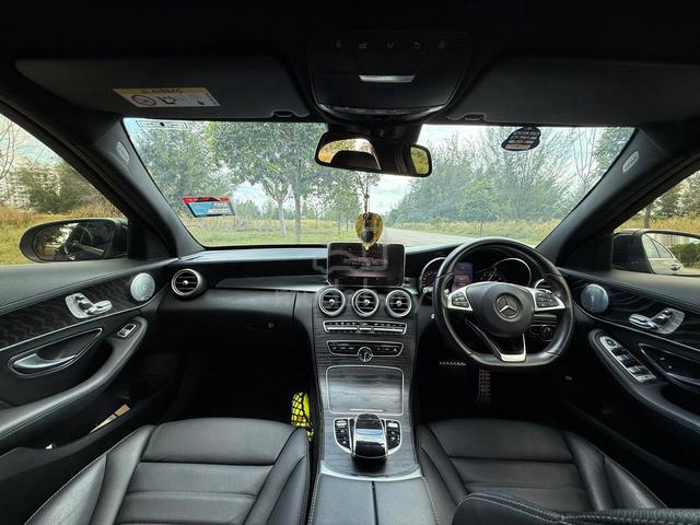 2016 Mercedes Benz C250 AMG LINE (CBU) 2.0 (A) - 4