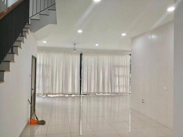 2 Storey Semi-D Wateredge Residence Senibong Cove  4