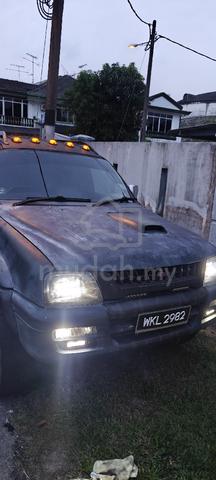 2004 Mitsubishi STORM 2.5 GLS (A) - 2