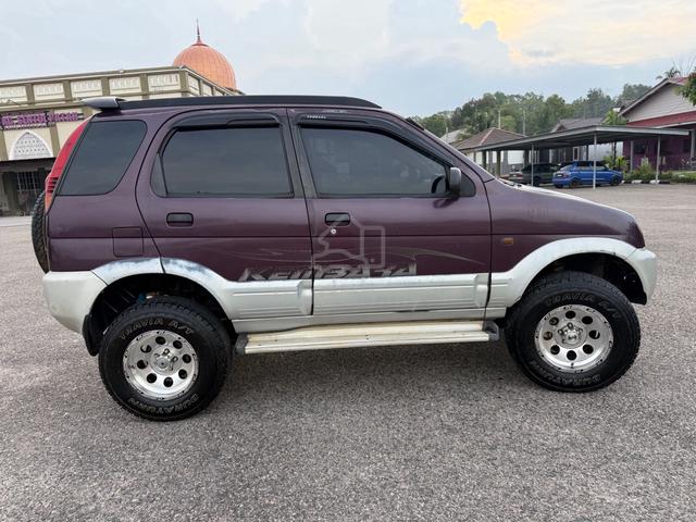 2002 Perodua kembara 1.5(A) 4x4 - 1