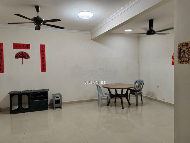 Newly Painted House @Sec 10 , Putra Permai Putra Heights 1