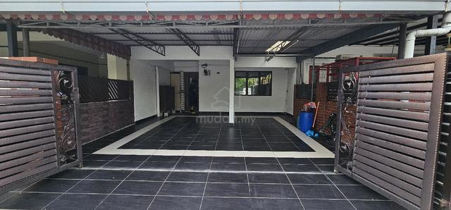 2 storey house in taman sri andalas klang fully furnished for rent 1