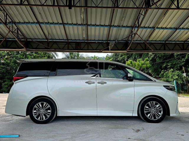 2024 Toyota ALPHARD 2.5 Z GRADE 5A MILEAGE 52KM - 5