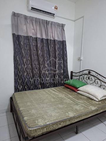 1 Bilik kosong untuk perempuan bujang berdekatan hospital muar 1