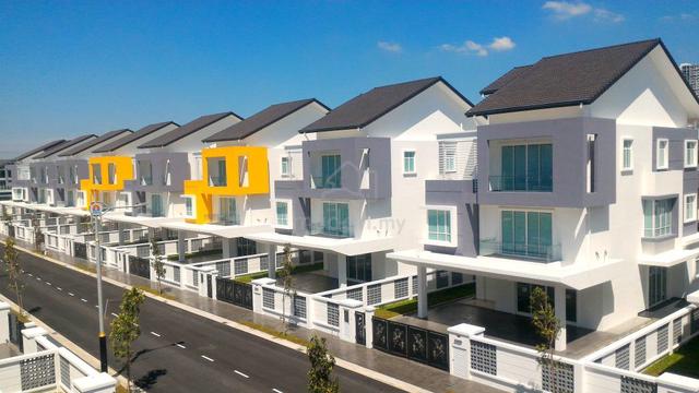Puchong Luxury Freehold Bungalow for Sale🔥 1