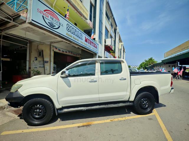 2015 Toyota HILUX 3.0 G TRD SPORTIVO MY14 KUN26R - 2