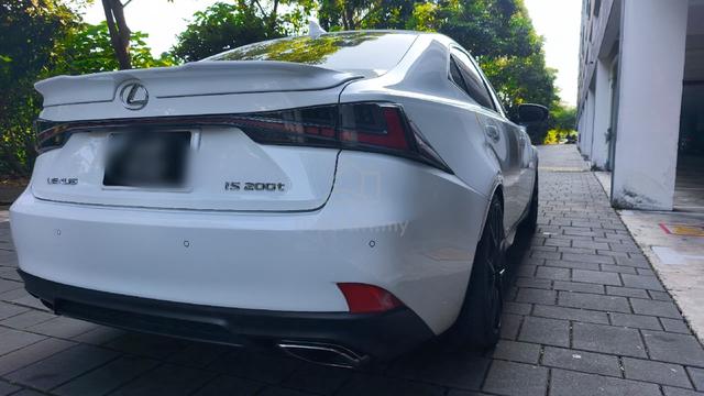Lexus IS200T / IS300 F Sport 2.0 Turbo - 2