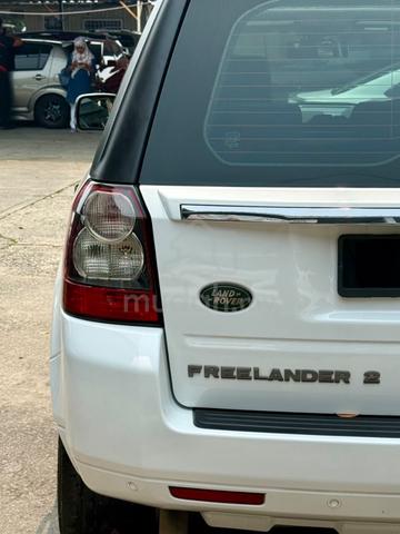 2011 Land Rover FREELANDER 2 2.2 TD4 HSE (A) - 4