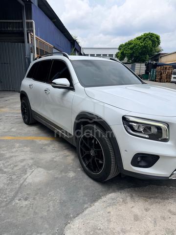 Mercedes Benz GLB200 SUV (2 digit Car Plate) - 3