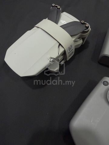DJI Mini 2 FlyMore Kit Used - photo 2 of 3