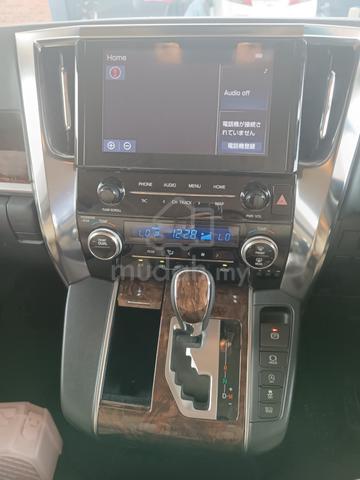 Toyota ALPHARD 2.5X 4WD - 4