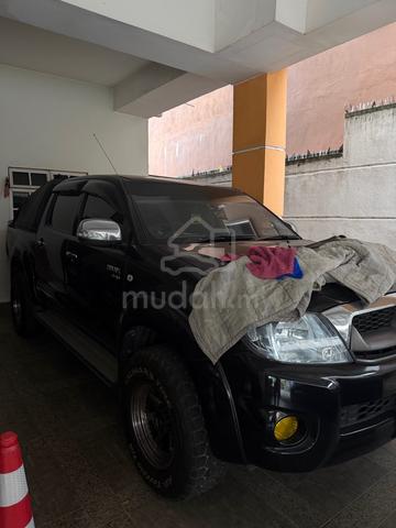 2010 Toyota HILUX 2.5 G - 1