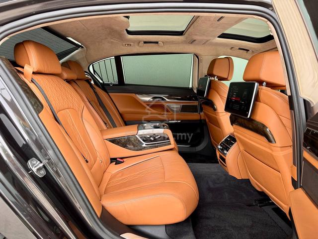 Bmw 740LE 2.0 Turbo New Facelift Luxury Spec - 5