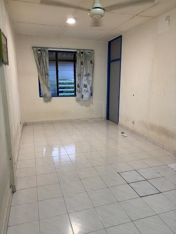 Flat Taman Bukit Angkasa 1