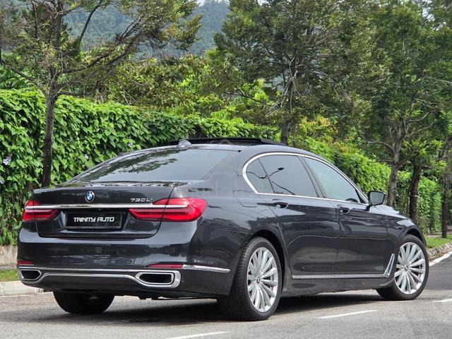 REG 2017 BMW 730Li G12 LWB Local CAR KING 68k KM - 4