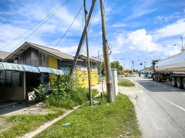 Kedai SETINGKAT TEPI JALAN BESAR CENDERING KUALA TERENGGANU 5