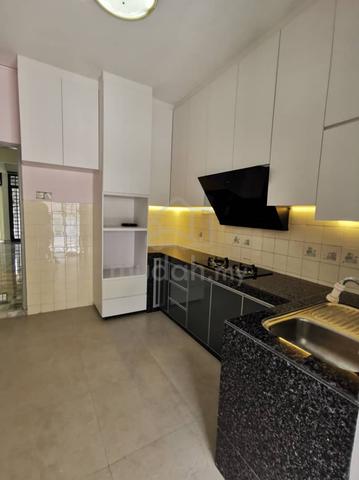 Johor- Taman Desa Cemerlang 2-Storey Terraced House For Rent 1