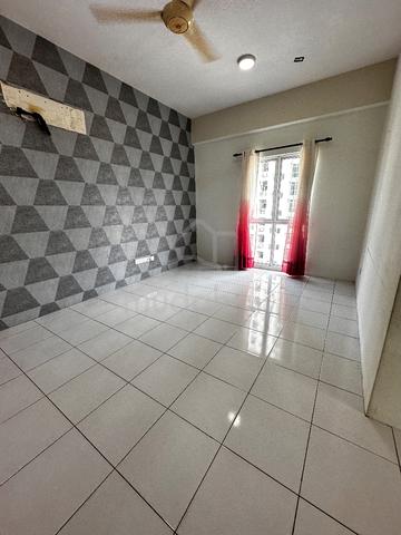 Straits Garden Residence 1
