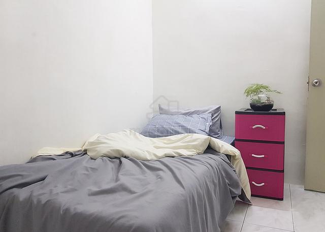 Middle Room at Taman Kristal, Tanjung Tokong 1