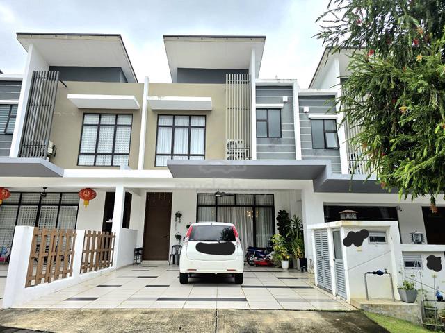 Gated Guarded  Freehold Superlink 2 Tingkat Gloris Horizon Residence 1