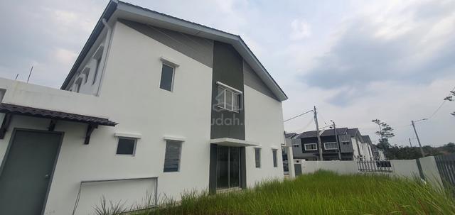LAMAN HARIS ECO GRANDEUR Puncak Alam 3