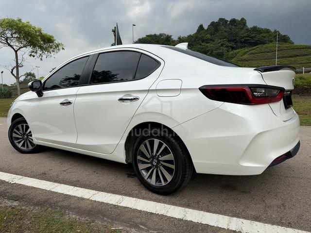 Honda CITY 1.5 E Full Service Warranty End 2028 - 5