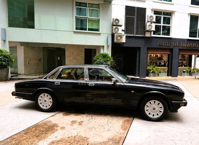 1990 Jaguar Daimler Sovereign XJ40 (4.0) - 4