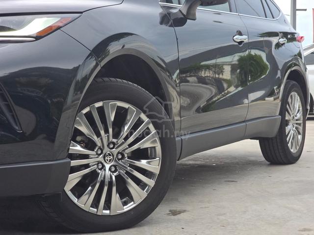 Unreg 2021 Toyota Harrier Z (Full Black Interior) - 4