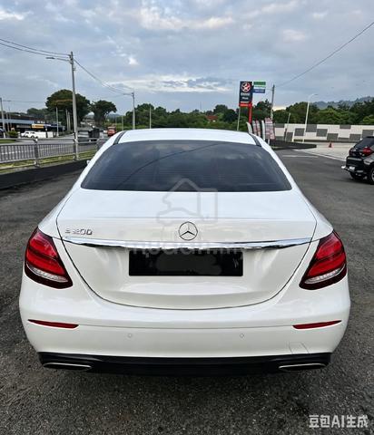 2019 Mercedes Benz E200 2.0 AVANTGARDE (CKD) (A) - 3