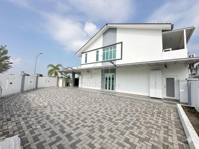 CORNER LOT + Open Facing + Kitchen Extended @ Bandar Mahkota Banting 1