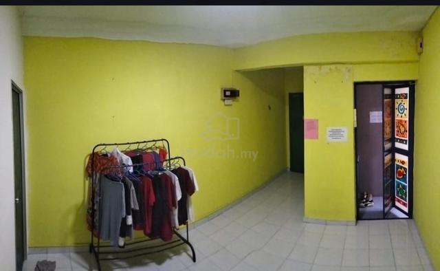 Sri Kenari Apartment 1