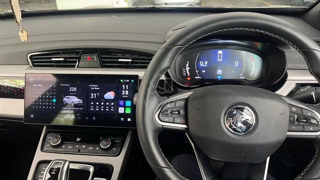 2025 Proton X70 1.5 TGDI PREMIUM 2WD ONLY 6000KM - 4