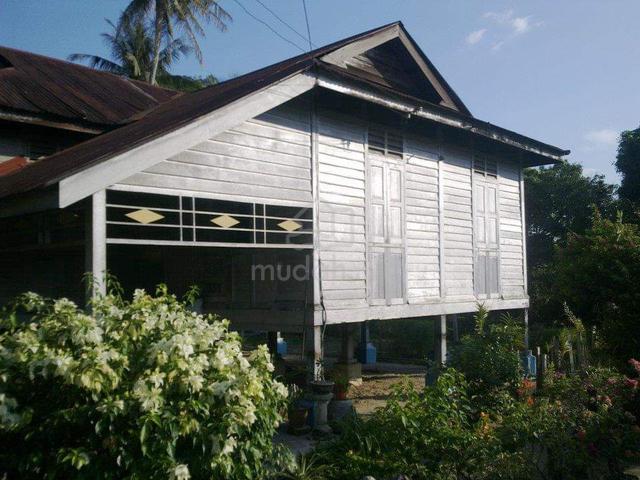 Sebidang Tanah & Rumah Untuk Dijual. 1