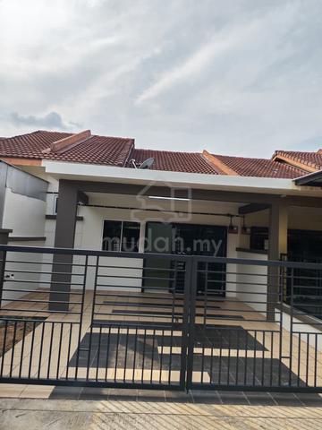 Taman Seri Impian @ Kluang Single Storey Terrace House|100% full loan 1