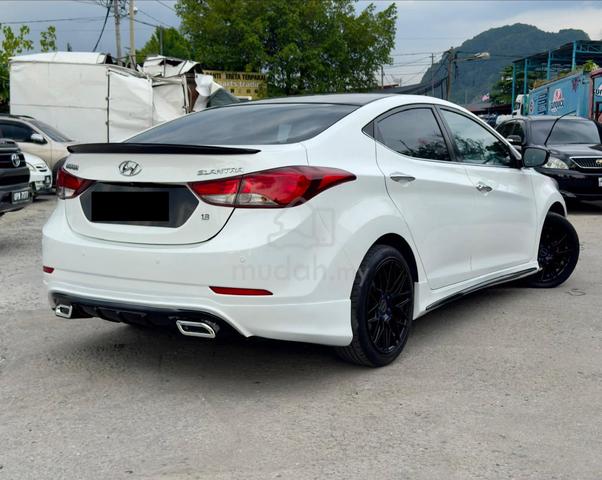 Hyundai ELANTRA 1.8 PREMIUM FACELIFT(A)2015 - 2