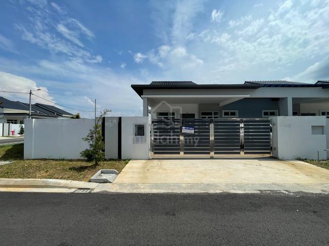 Single Storey Semi-D | Freehold | Gated & Guarded | 0 Booking Fee 1